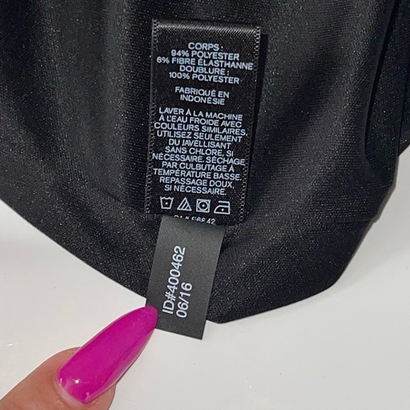 NWT Express Black Bodycon Keyhole Neck Long Sleeve Fall Mini Dress Size 8 Medium - Picture 3 of 10